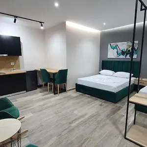 Tian & Hojz Villa Durrës